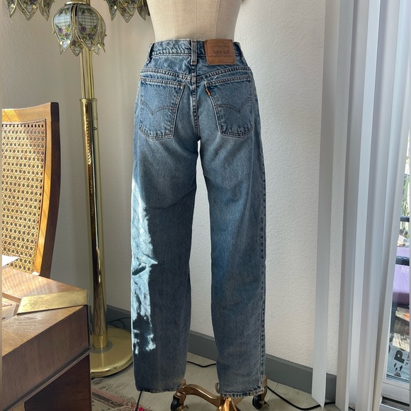 VERY VINTAGE Levi’s ORANGE TAB 950 Jeans - Picture 1 of 9